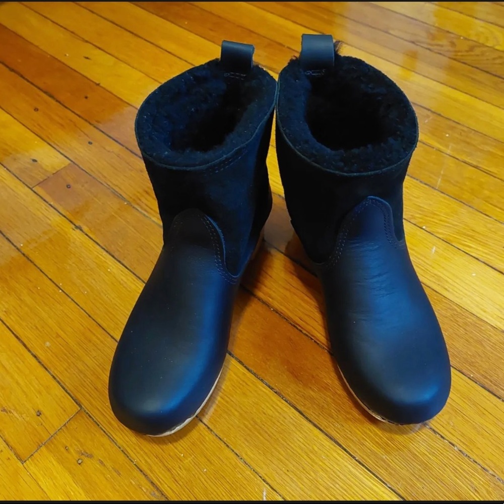 No 6 Clog Boots (size 7.5/8)